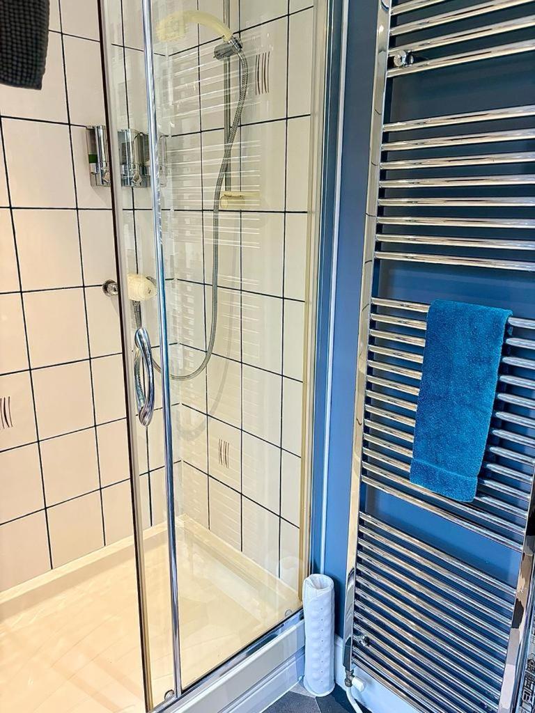 Summerhill Guest House Бетс-и-код Екстериор снимка